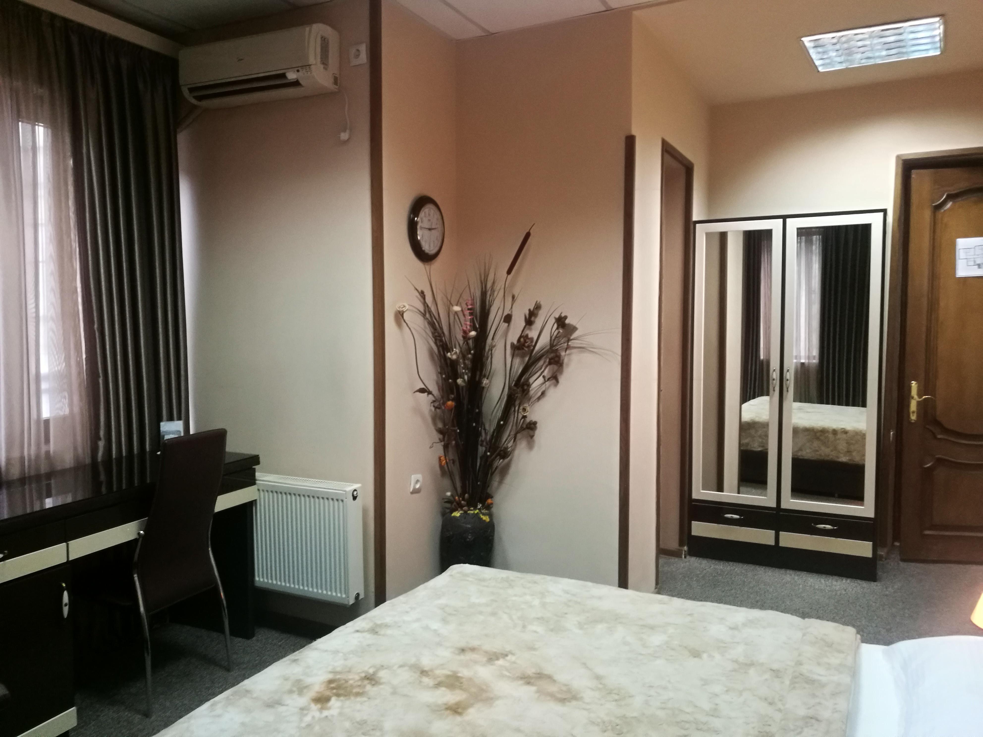 Hotel Diplomat Tbilisi Zewnętrze zdjęcie
