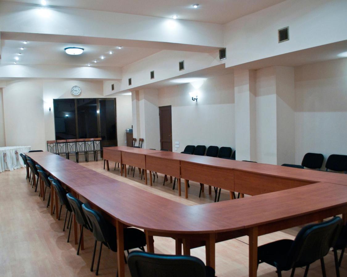 Hotel Diplomat Tbilisi Zewnętrze zdjęcie